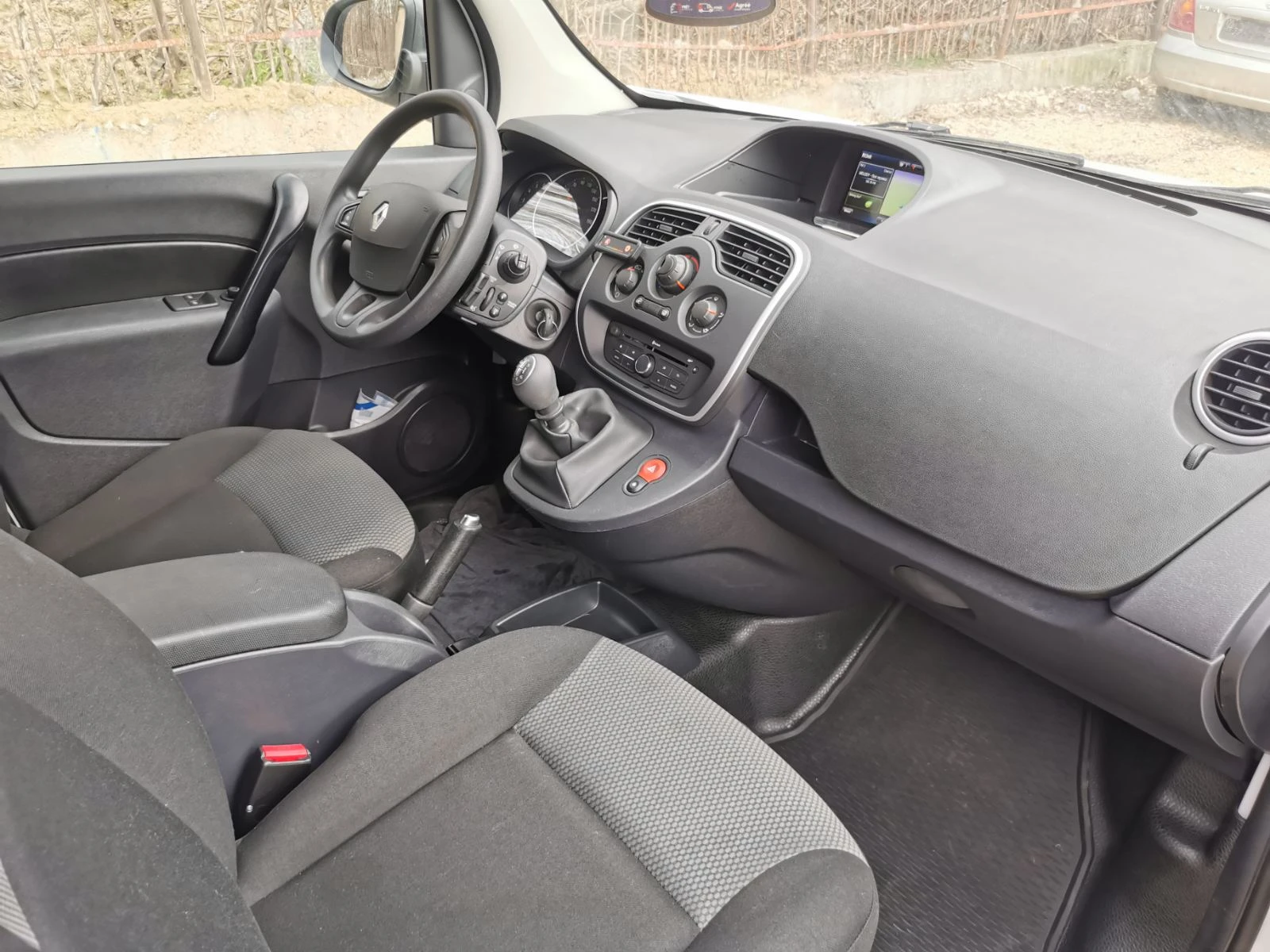Renault Kangoo 1.5dCi, GPS, снимка 10 - Автомобили и джипове - 52081422