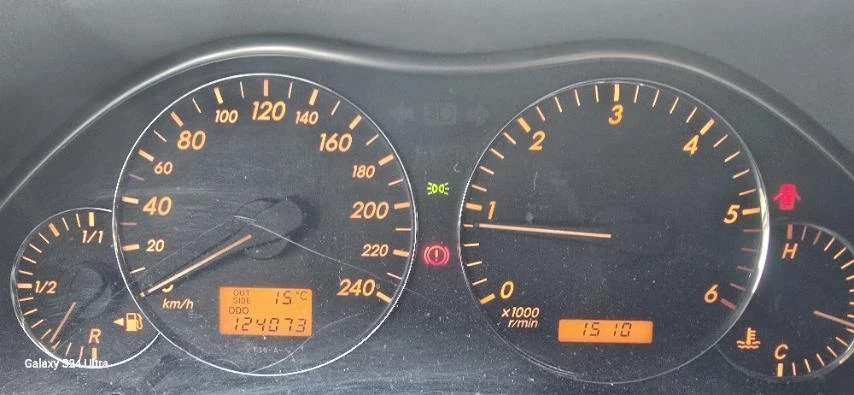 Toyota Avensis D-4D - изображение 8