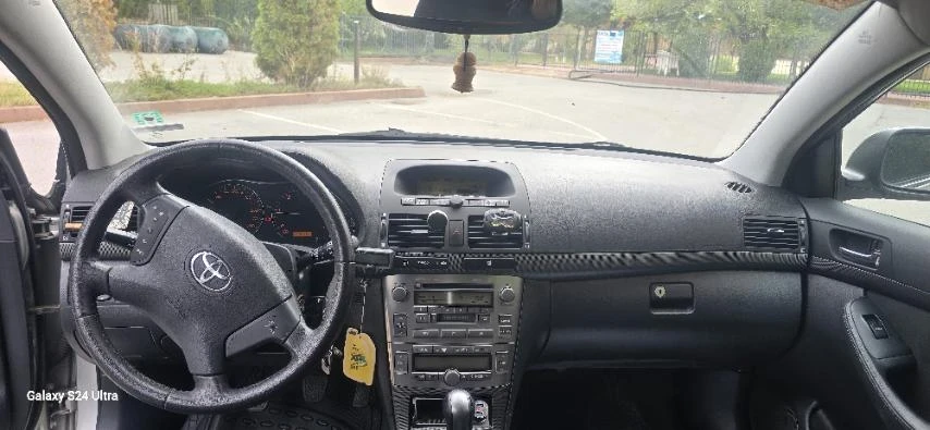 Toyota Avensis D-4D - изображение 7