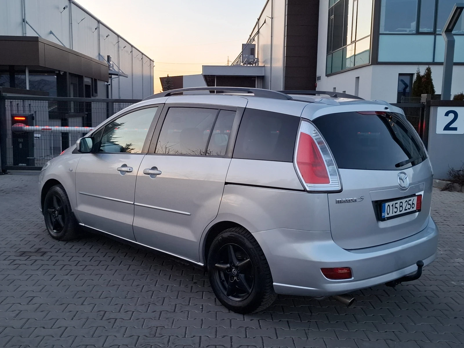 Mazda 5 1.8i* (115��)* FACELIFT* 7-������* HOB BHOC*  | Mobile.bg � ����������� 6