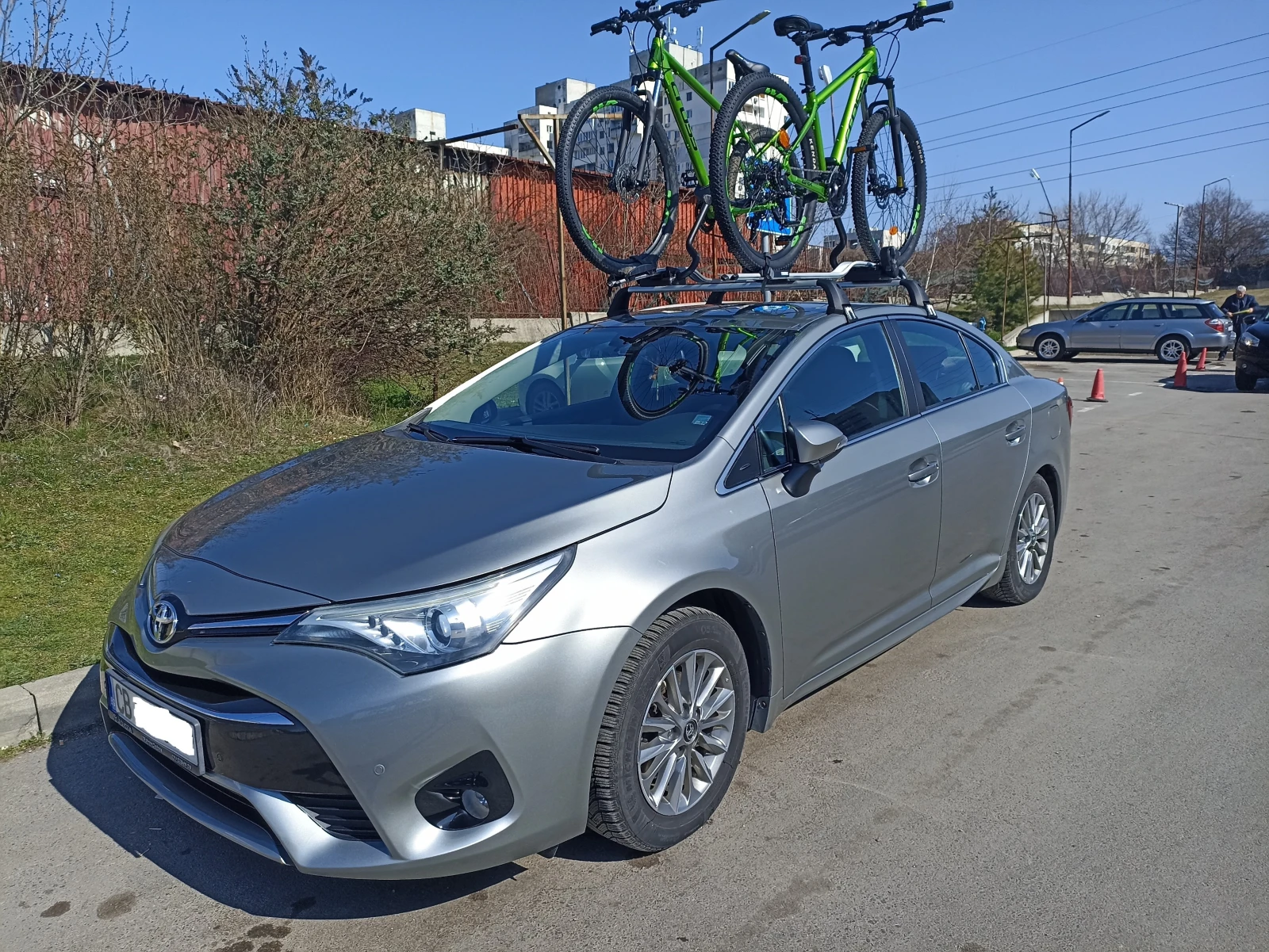 Toyota Avensis VVTi Executive, снимка 5 - Автомобили и джипове - 53866724