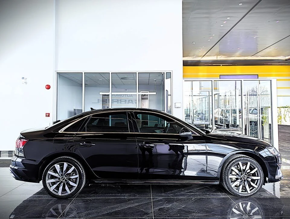 Audi A4 quattro Komfort 45 TFSI* АвтоКредит* (Цена до БГ) , снимка 4 - Автомобили и джипове - 54066341