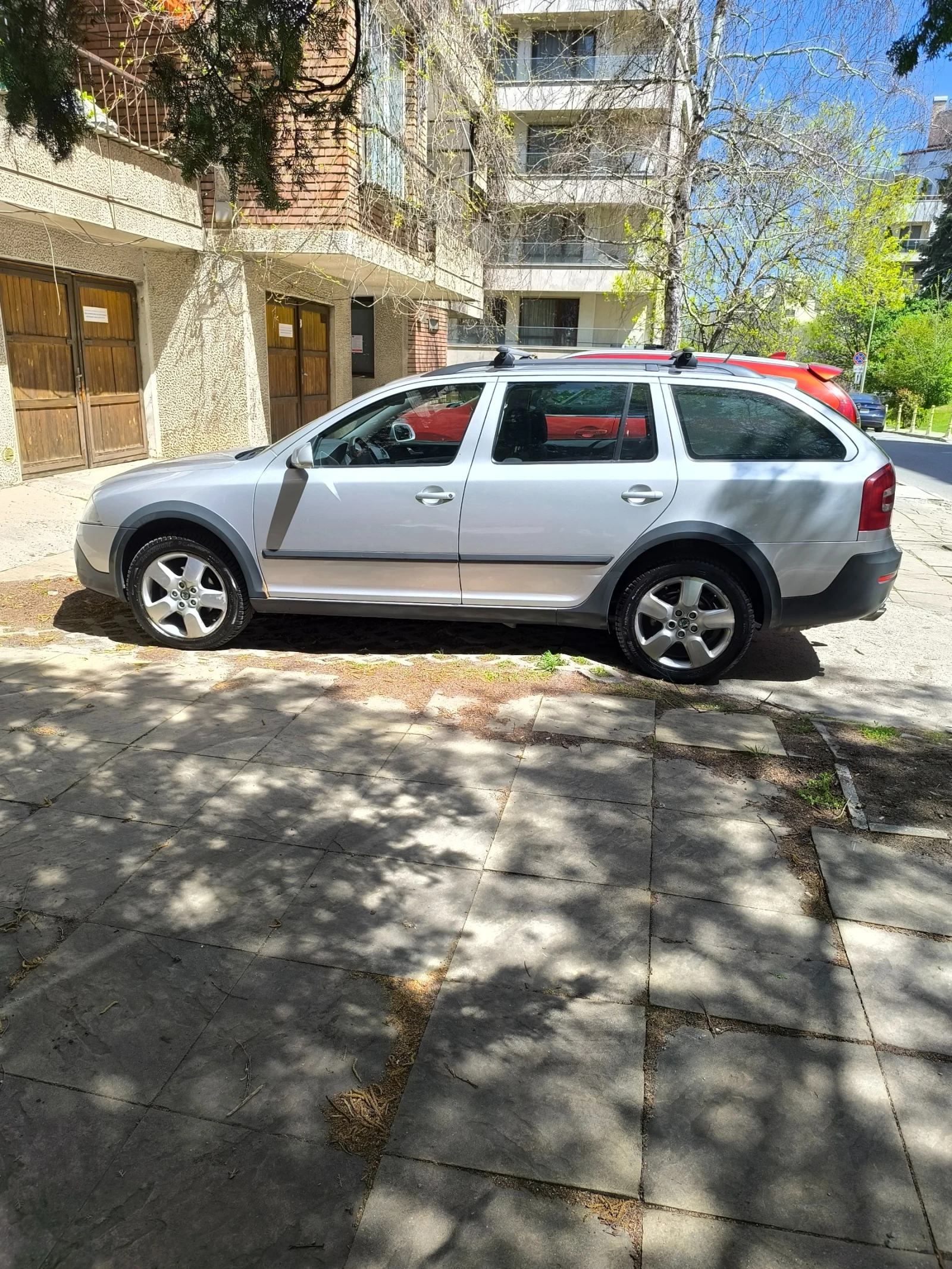Skoda Octavia Scout, снимка 4 - Автомобили и джипове - 54311750