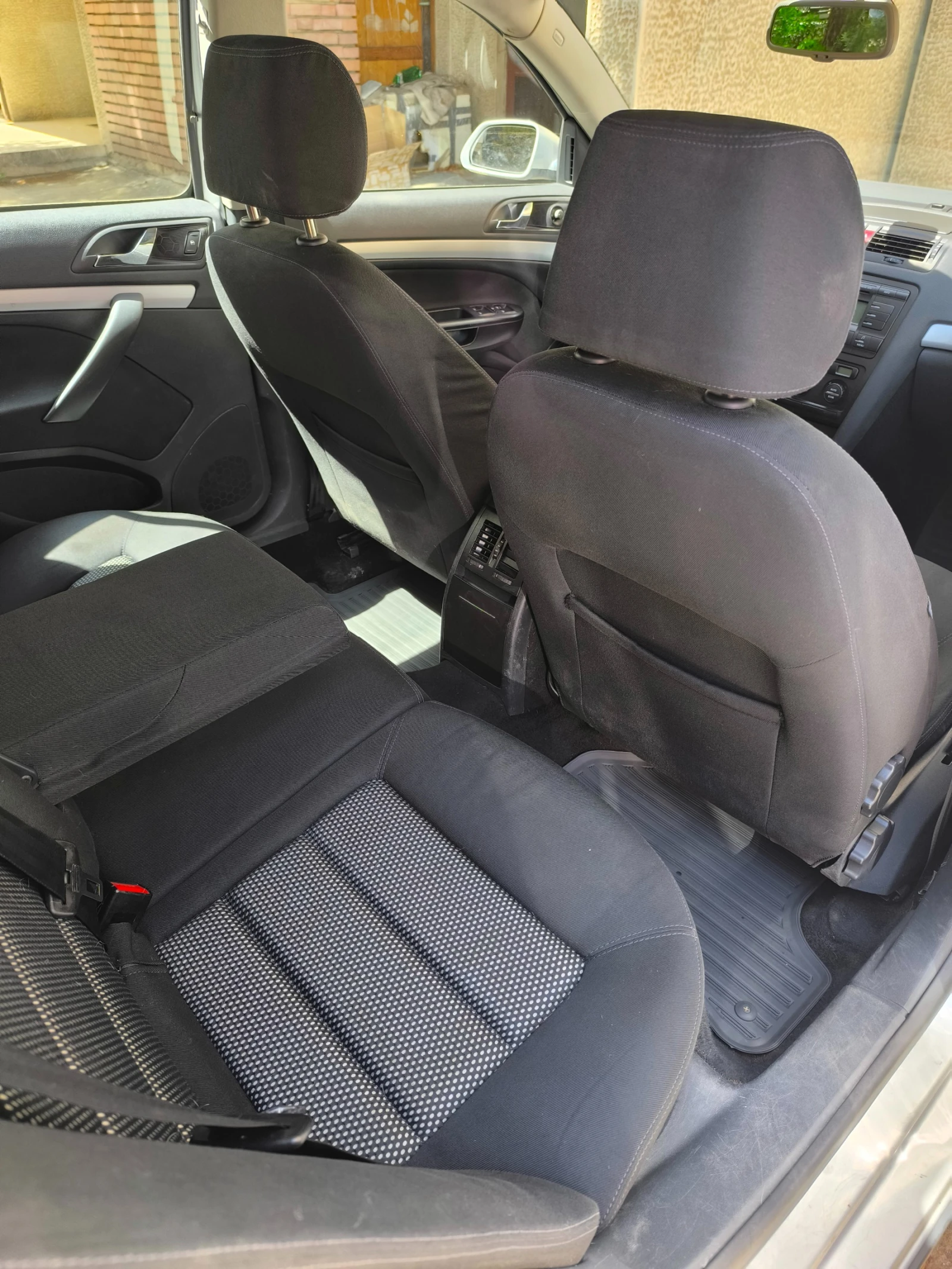 Skoda Octavia Scout, снимка 8 - Автомобили и джипове - 54311750