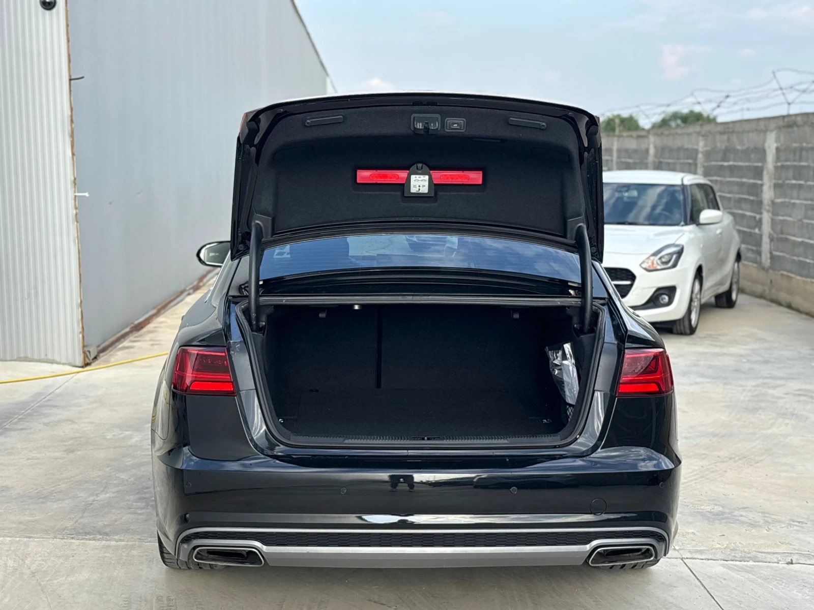 Audi A6 3.0 TDI 272 S Line Matrix Full service EURO6B, снимка 8 - Автомобили и джипове - 54797211