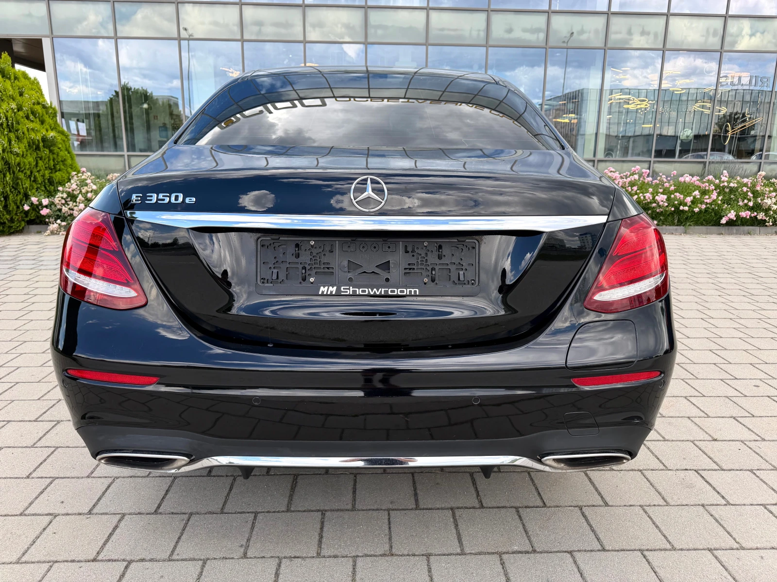 Mercedes-Benz E 350 AMG-PLUG-IN-BURMASTER-КАМЕРA-WIDESCREEN-ПОДГРЕВ, снимка 6 - Автомобили и джипове - 54977489