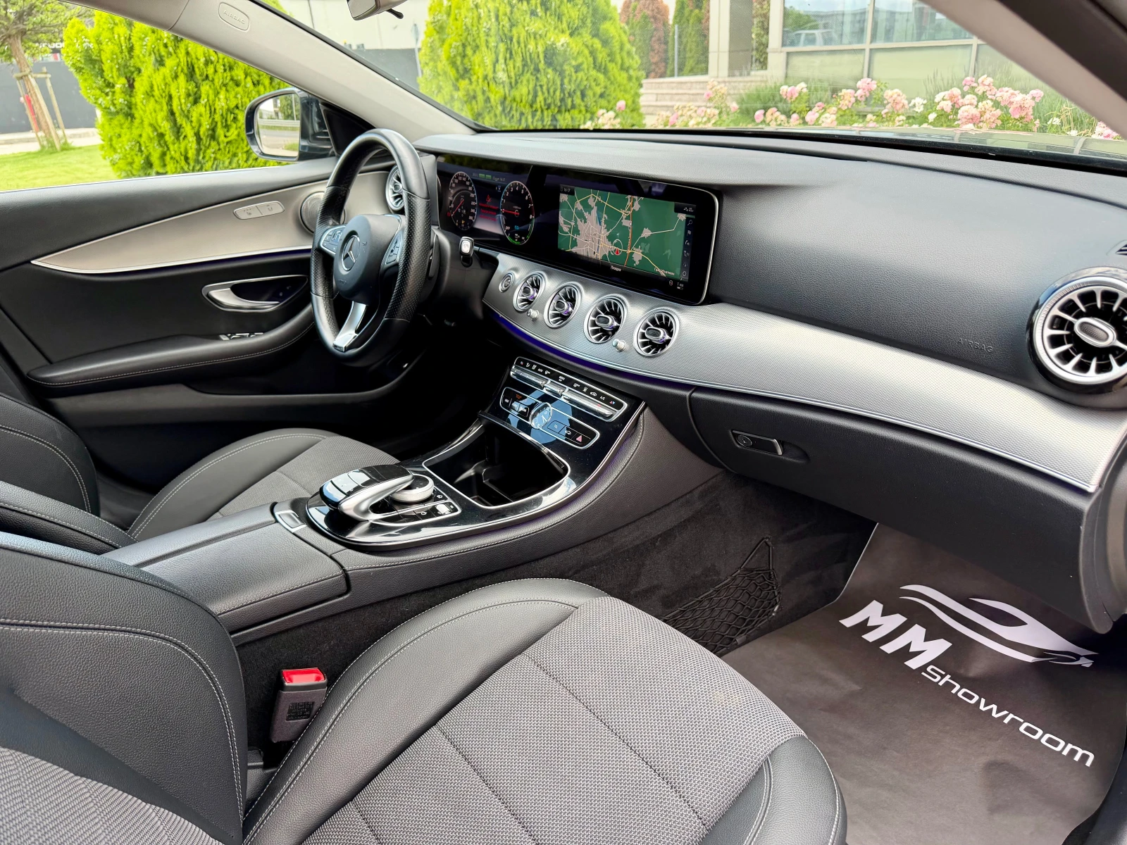 Mercedes-Benz E 350 AMG-PLUG-IN-BURMASTER-КАМЕРA-WIDESCREEN-ПОДГРЕВ, снимка 12 - Автомобили и джипове - 54977489
