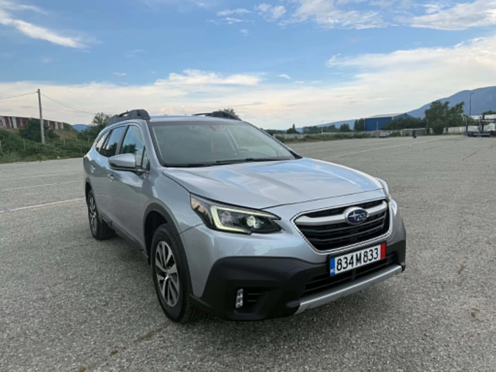 Subaru Outback Subaru Outback 2.5 Touring , снимка 3 - Автомобили и джипове - 54988603