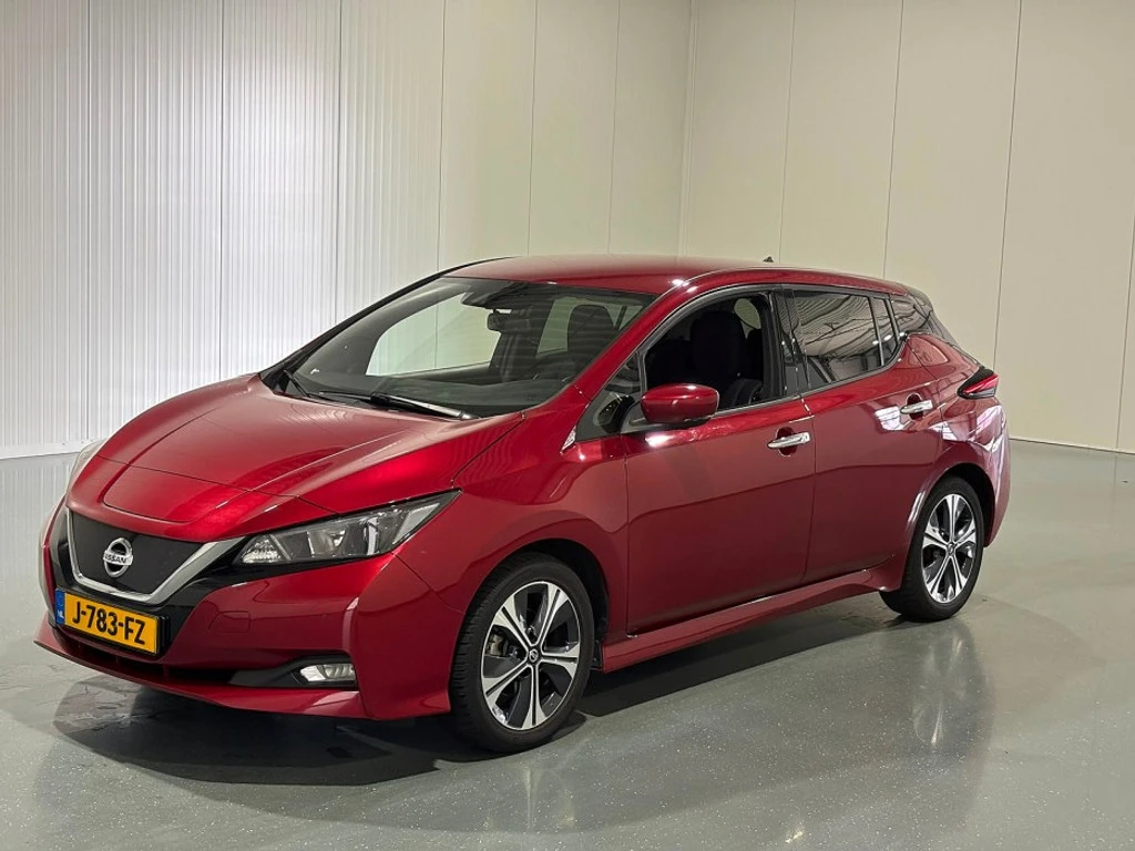 Nissan Leaf  40 kWh N - connecta, снимка 2 - Автомобили и джипове - 55185176