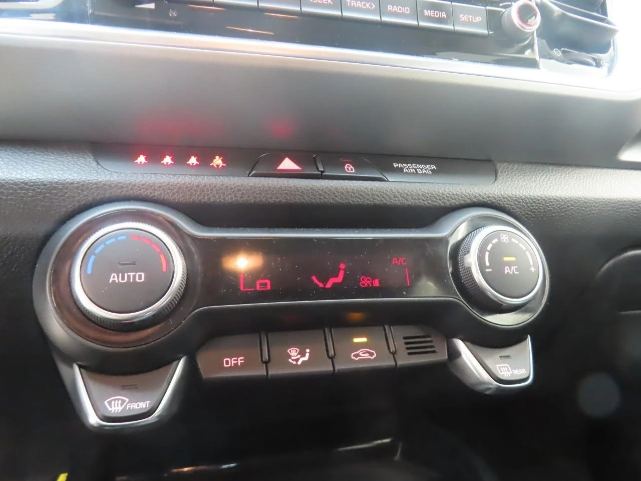 Nissan Leaf  40 kWh N - connecta, снимка 14 - Автомобили и джипове - 55185176