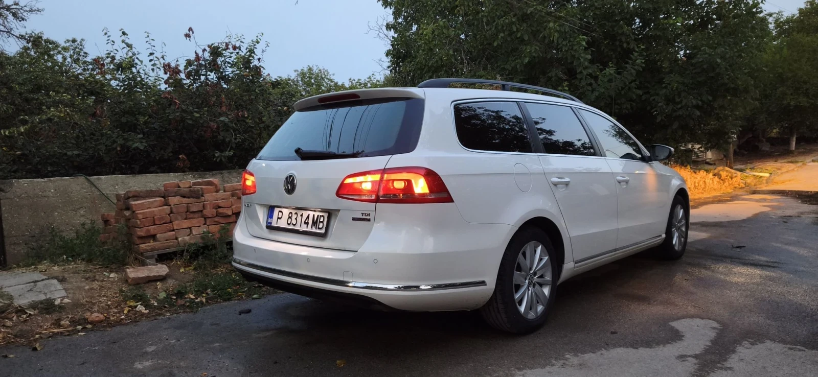 VW Passat B7, снимка 4 - Автомобили и джипове - 55783912