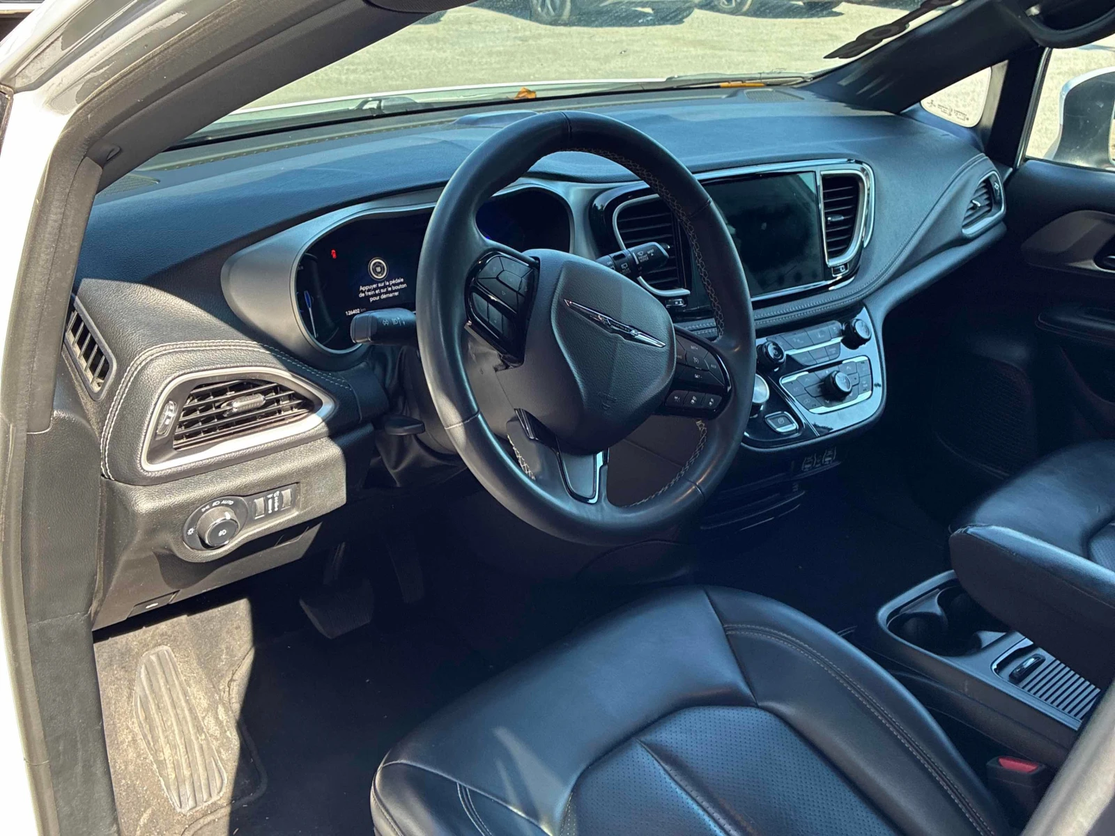 Chrysler Pacifica * Touring L * АВТОКРЕДИТ БЕЗ ПЪРВОНАЧАЛНА ВНОСКА* , снимка 5 - Автомобили и джипове - 55974286