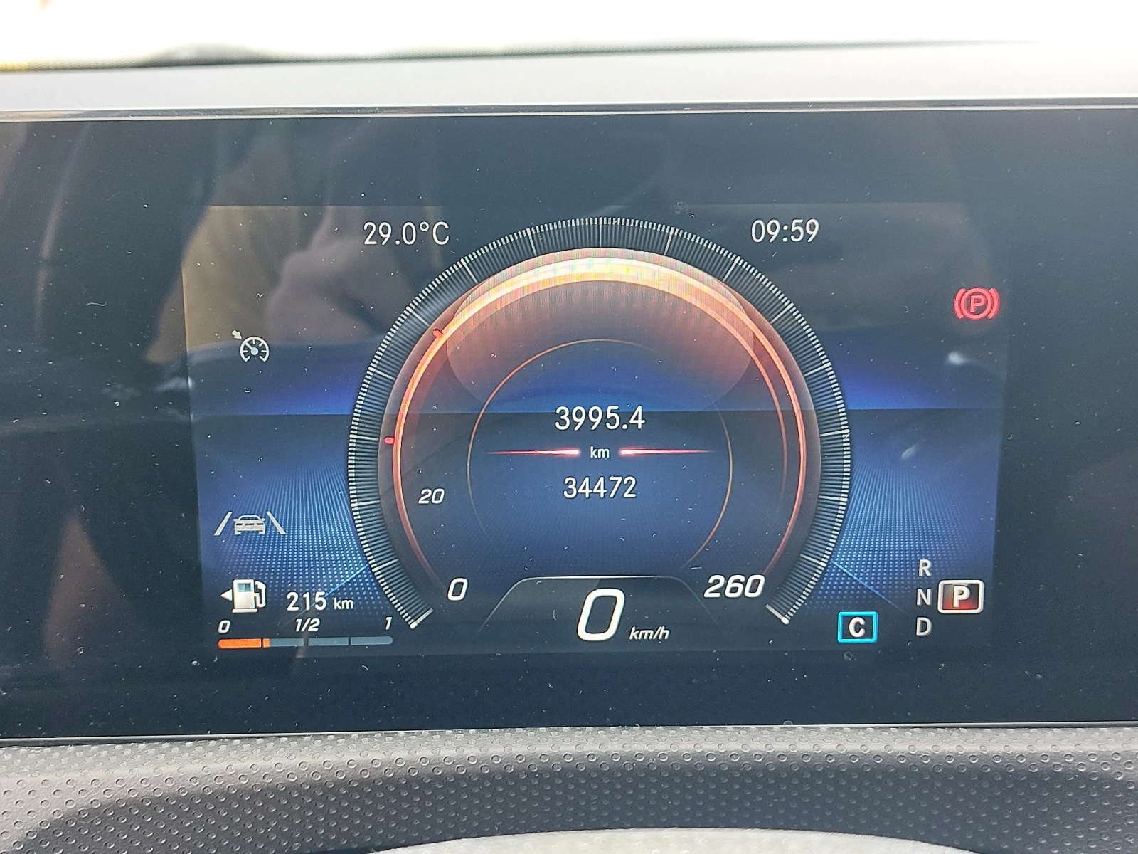 Mercedes-Benz A 180 Diesel AMG Line, снимка 8 - Автомобили и джипове - 56069461