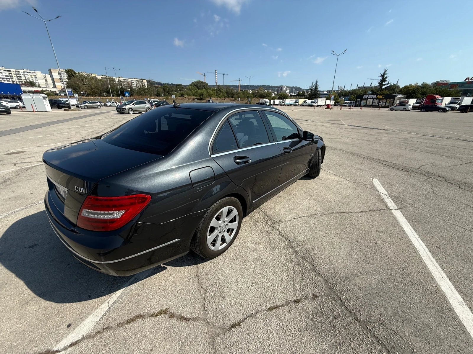Mercedes-Benz C 220, снимка 10 - Автомобили и джипове - 56150105
