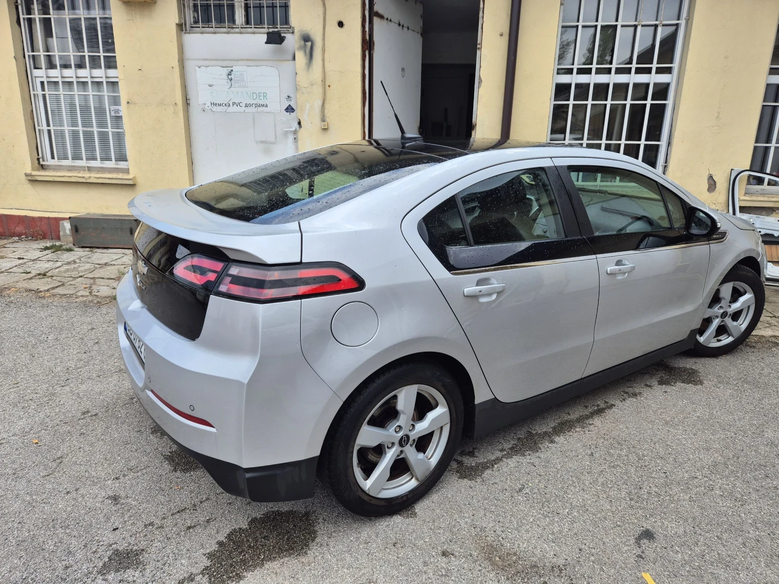 Chevrolet Volt Plug-in hybrid , снимка 4 - Автомобили и джипове - 56161583
