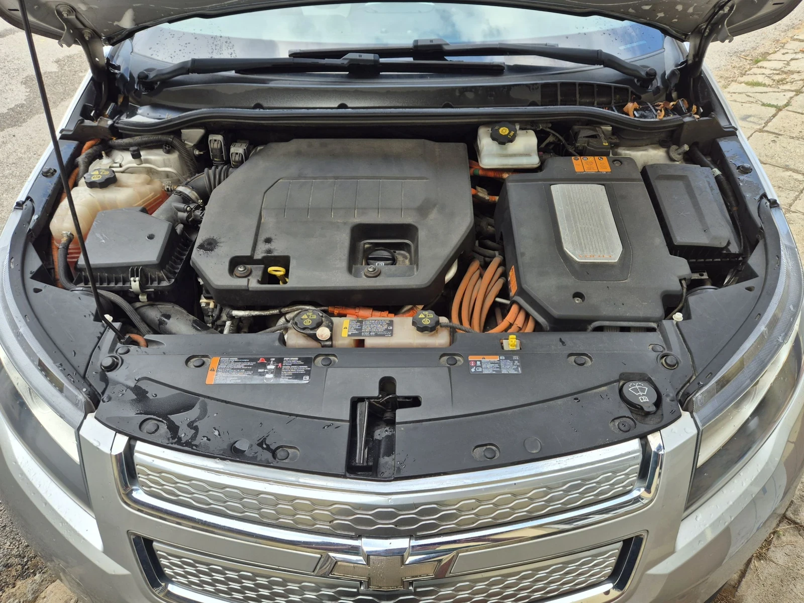 Chevrolet Volt Plug-in hybrid , снимка 11 - Автомобили и джипове - 56161583