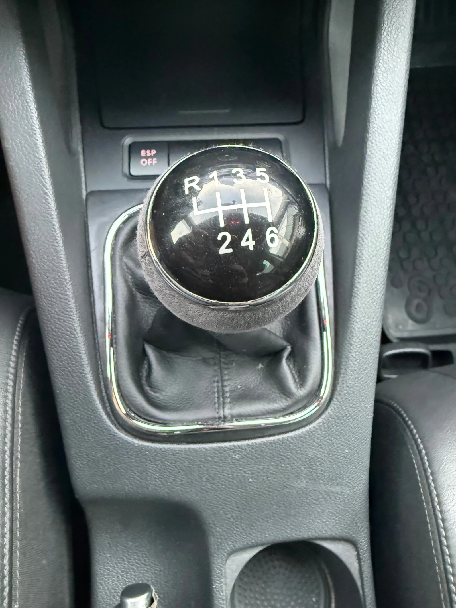 VW Golf 5  1.6 ��� ��������� | Mobile.bg � ����������� 17