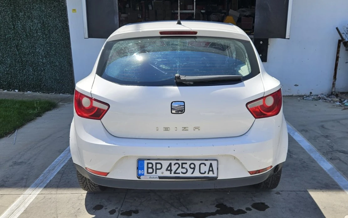 Seat Ibiza, снимка 3 - Автомобили и джипове - 56471942