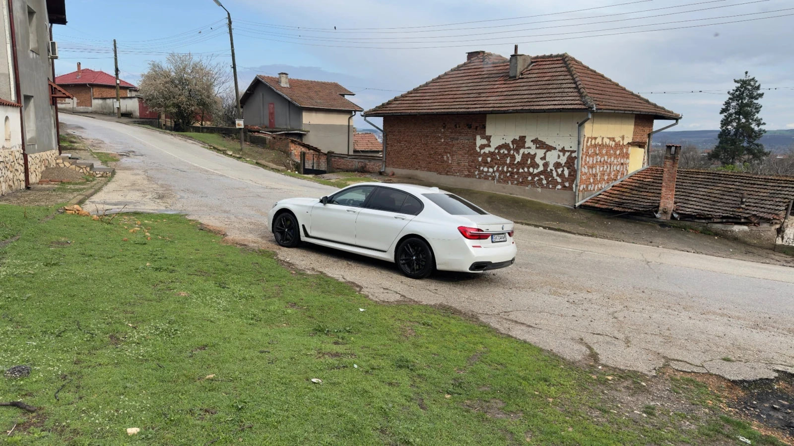 BMW 750, снимка 11 - Автомобили и джипове - 56552390