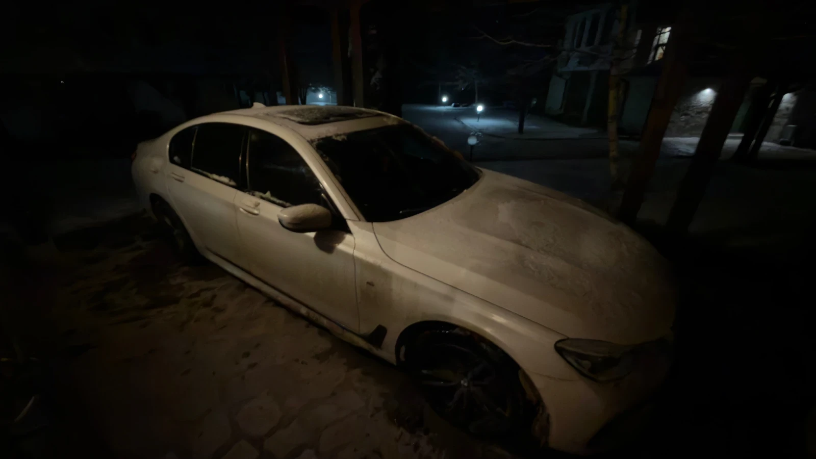 BMW 750, снимка 8 - Автомобили и джипове - 56552390