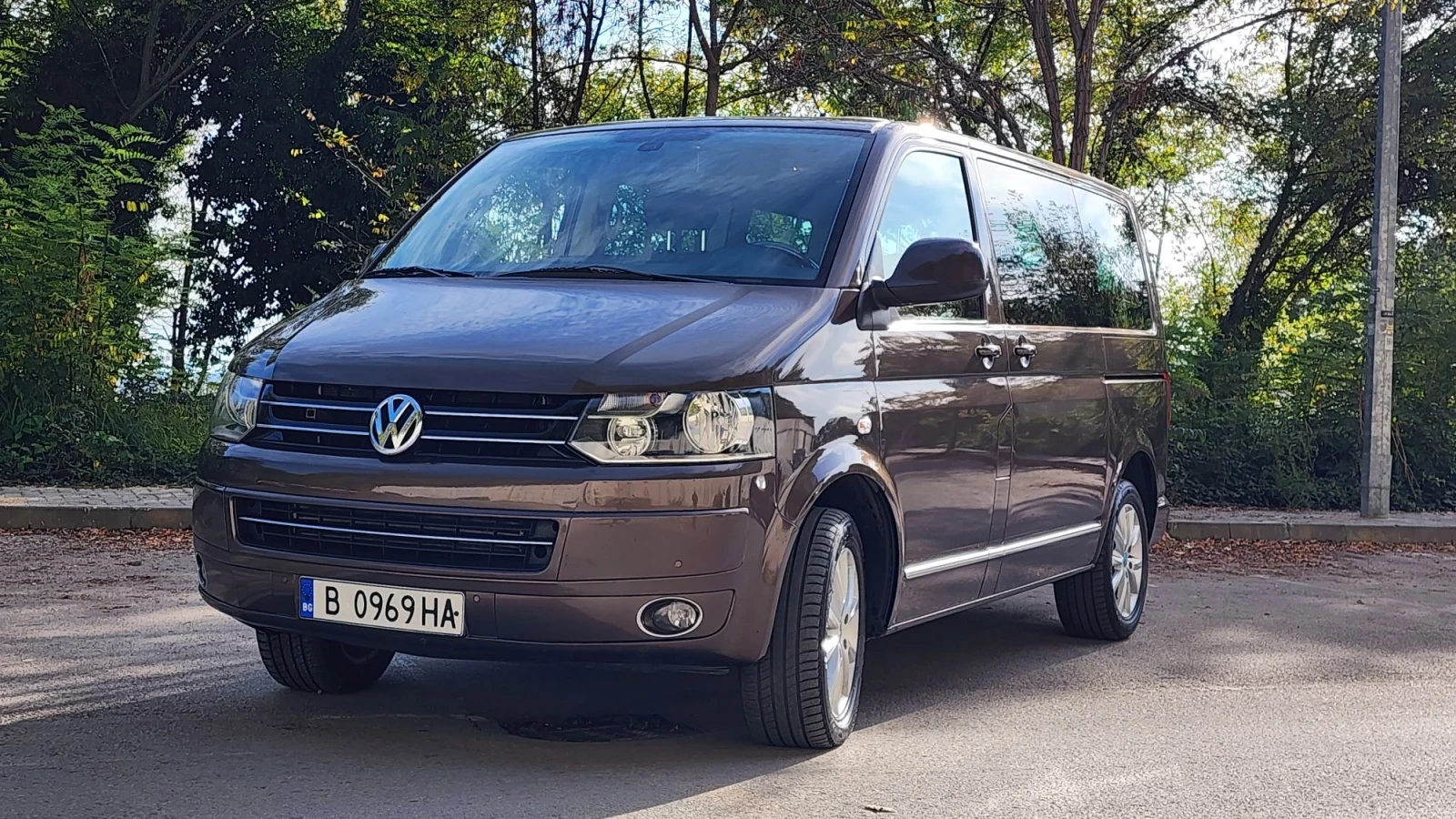 VW Multivan 2.0 TDI, снимка 7 - Автомобили и джипове - 56586848