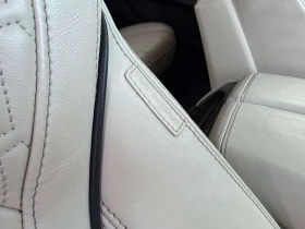 BMW X7 M SPORT xDrive40i/PANO/360/ВТОРИ ГУМИ И ДЖАНТИ, снимка 17 - Автомобили и джипове - 53662080