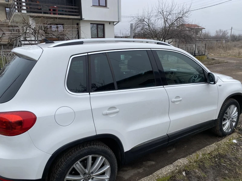 VW Tiguan 2.0 , снимка 5 - Автомобили и джипове - 48730667