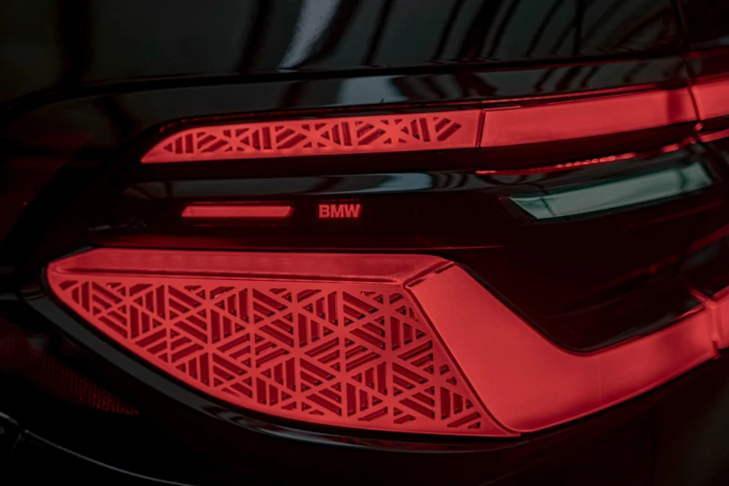 BMW X7 40d/M-Perf/HuD/Пано/6+ 1/Масаж/Soft Close/Камера 3, снимка 14 - Автомобили и джипове - 52578377