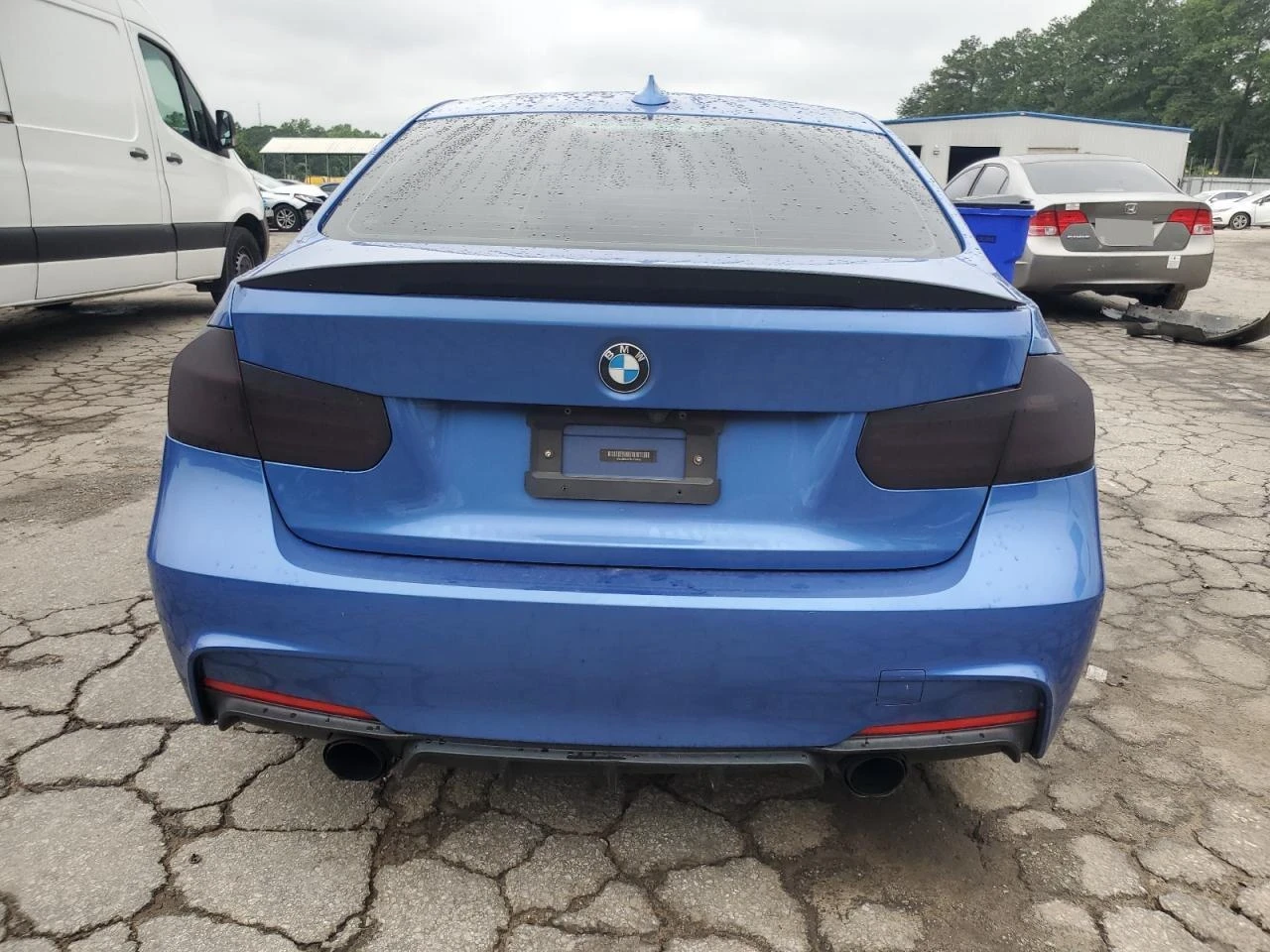 BMW 335 Цена до България - Лизинг - изображение 6