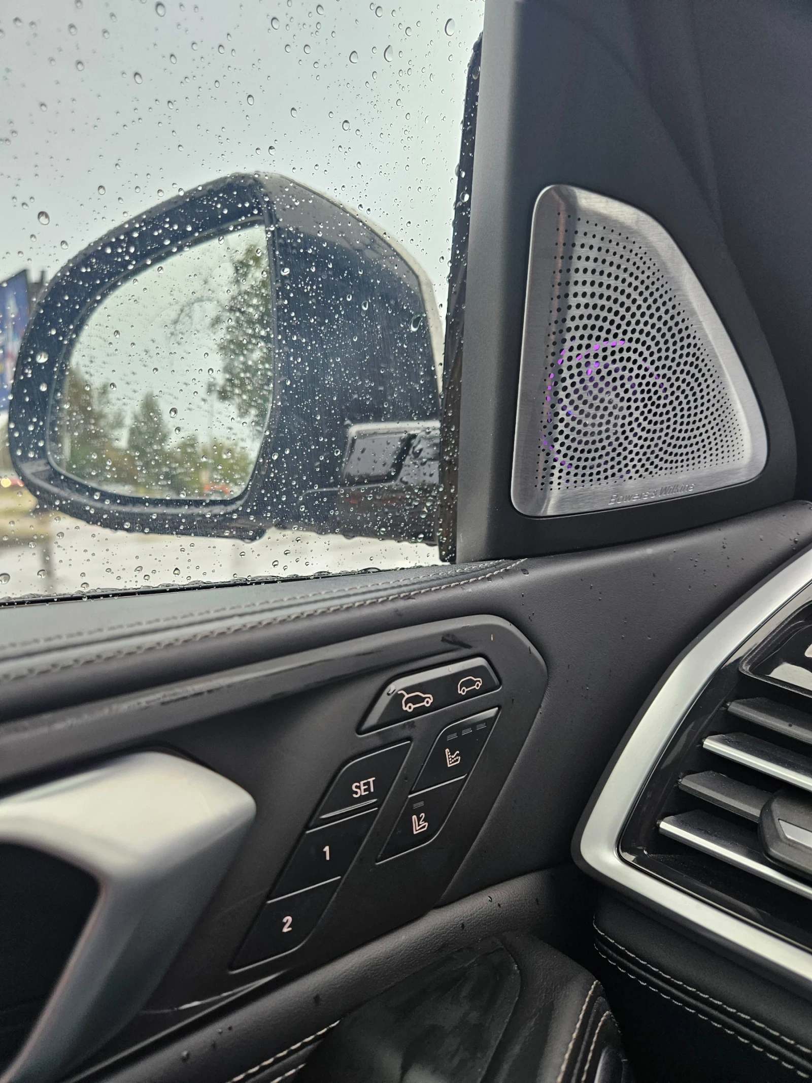 BMW X6 X6 M50i - изображение 8