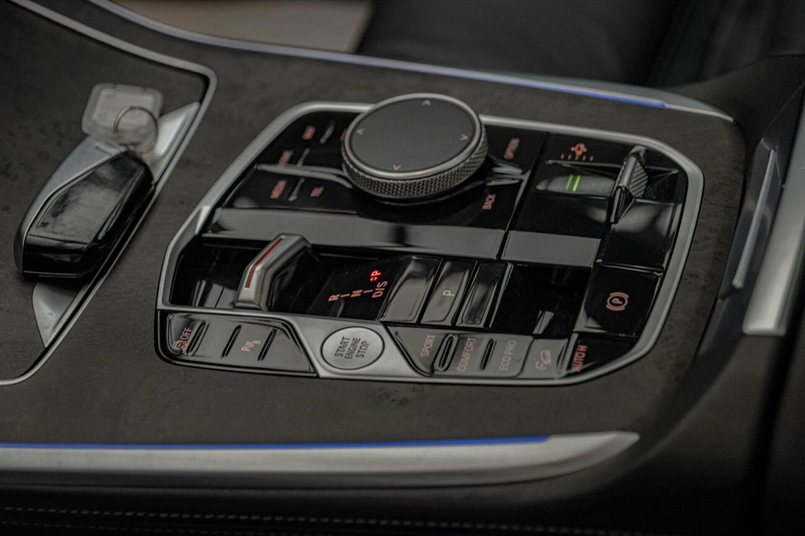 BMW X7 40d/M-Perf/HuD/Пано/6+ 1/Масаж/Soft Close/Камера 3 - изображение 9