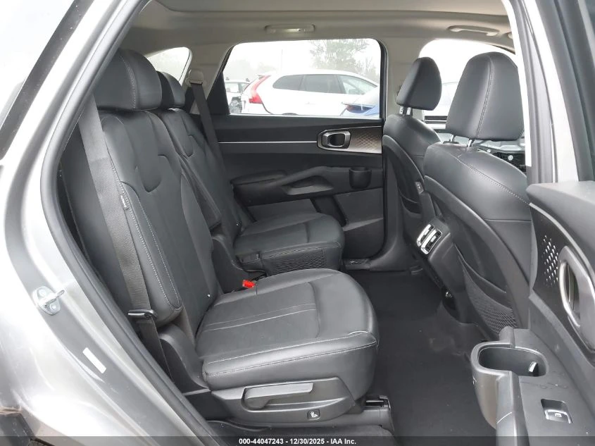 Kia Sorento 1.6l Hybrid Ex - изображение 8