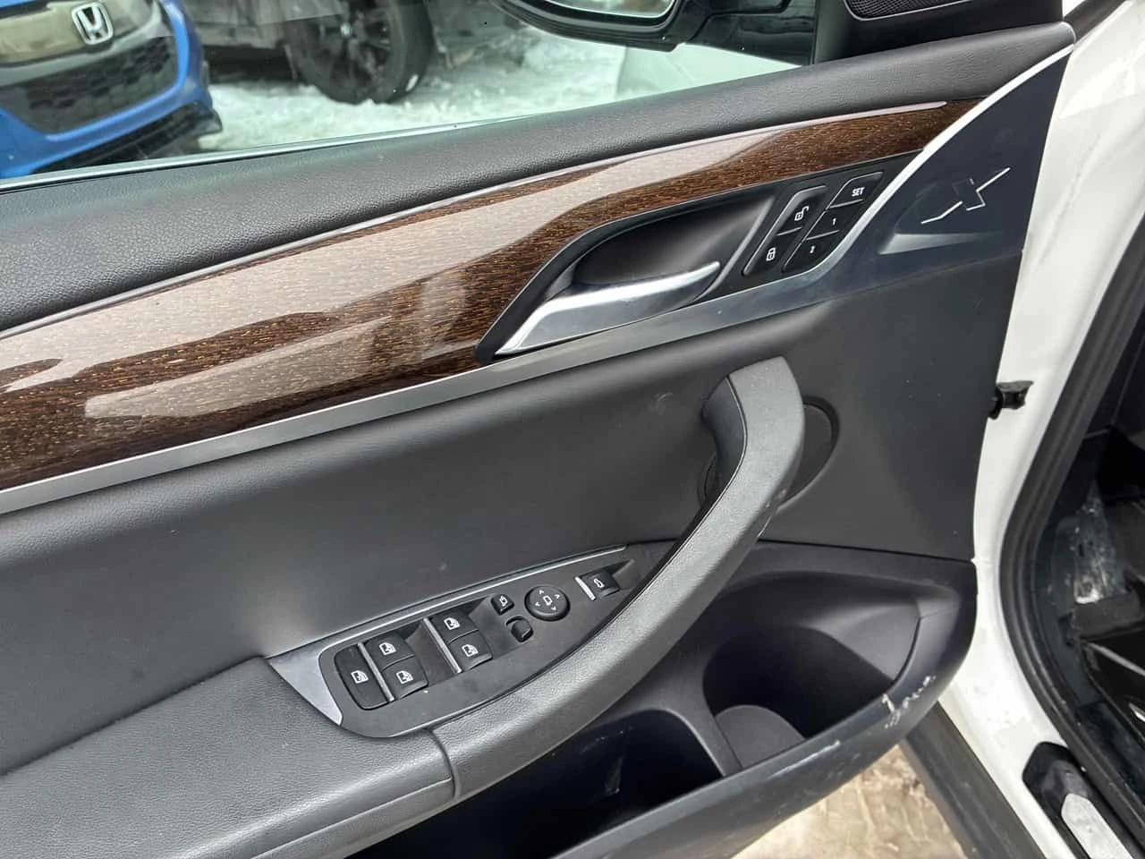 BMW X3 XDRIVE30I * М САЛОН* ПАНОРАМА* ПОДГРЕВИ* , снимка 11 - Автомобили и джипове - 53965196