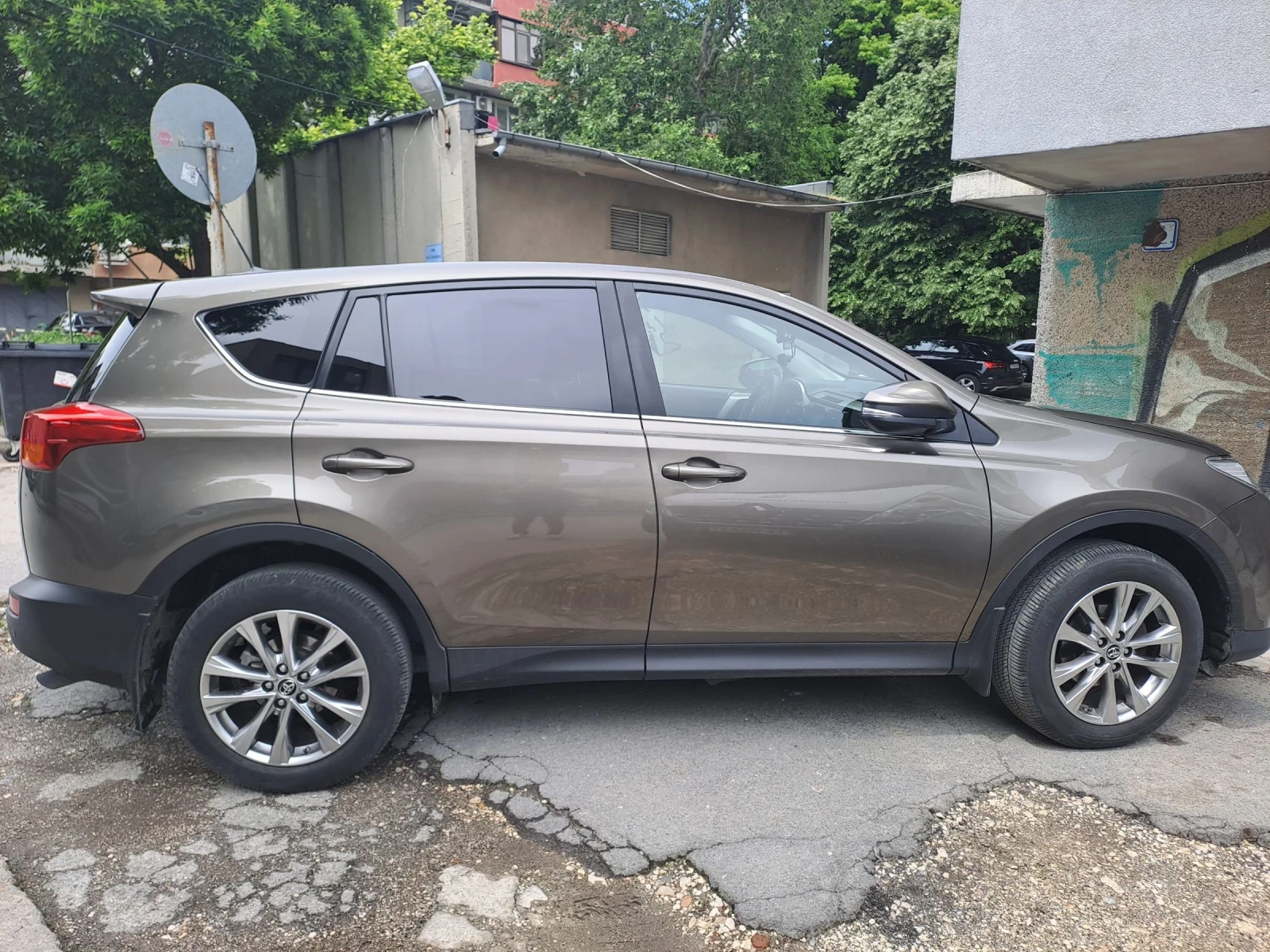 Toyota Rav4 2.0, снимка 3 - Автомобили и джипове - 54751162