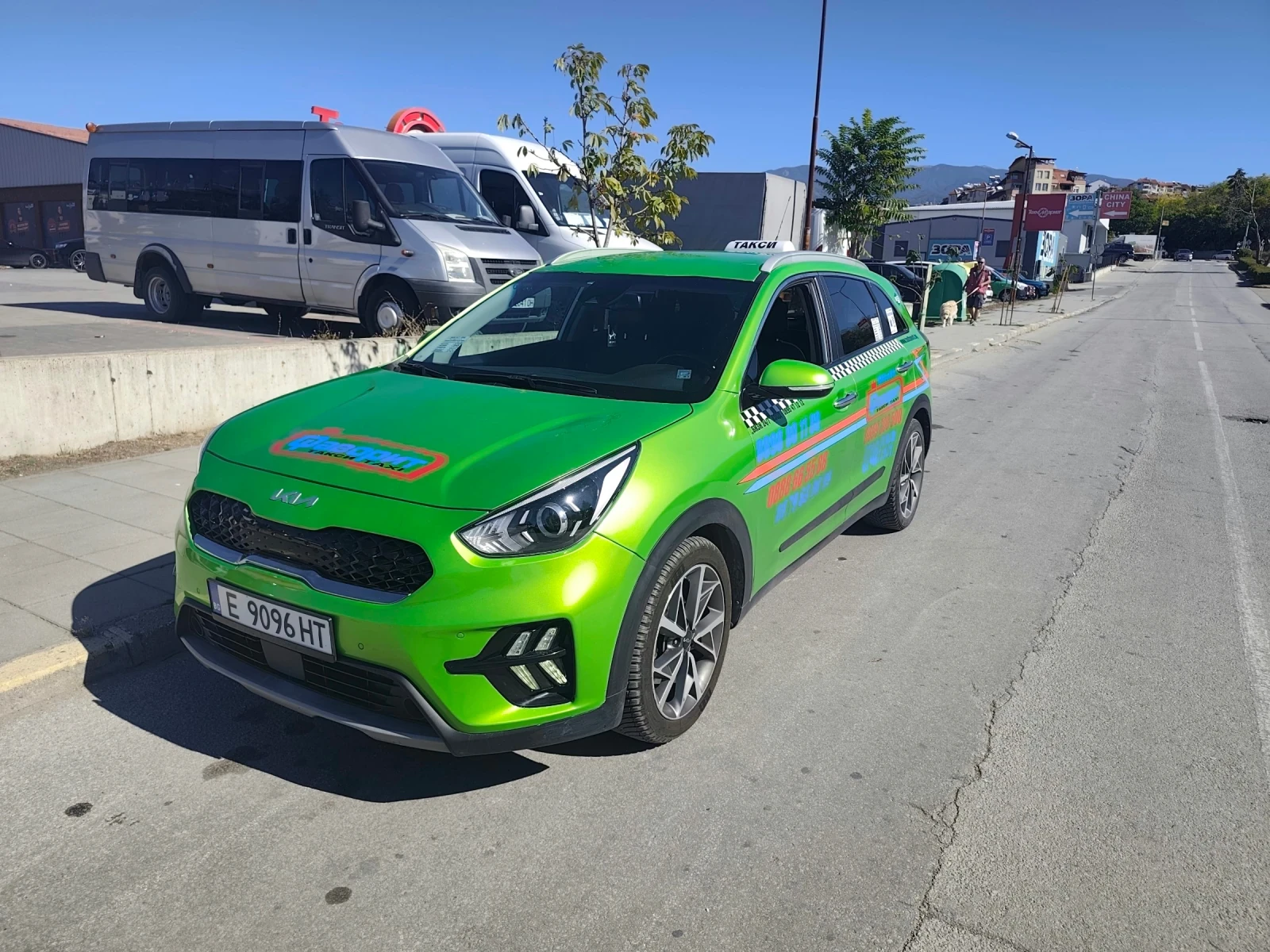 Kia Niro, снимка 2 - Автомобили и джипове - 56335964