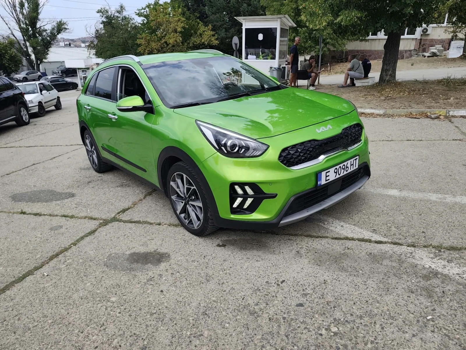 Kia Niro, снимка 6 - Автомобили и джипове - 56335964