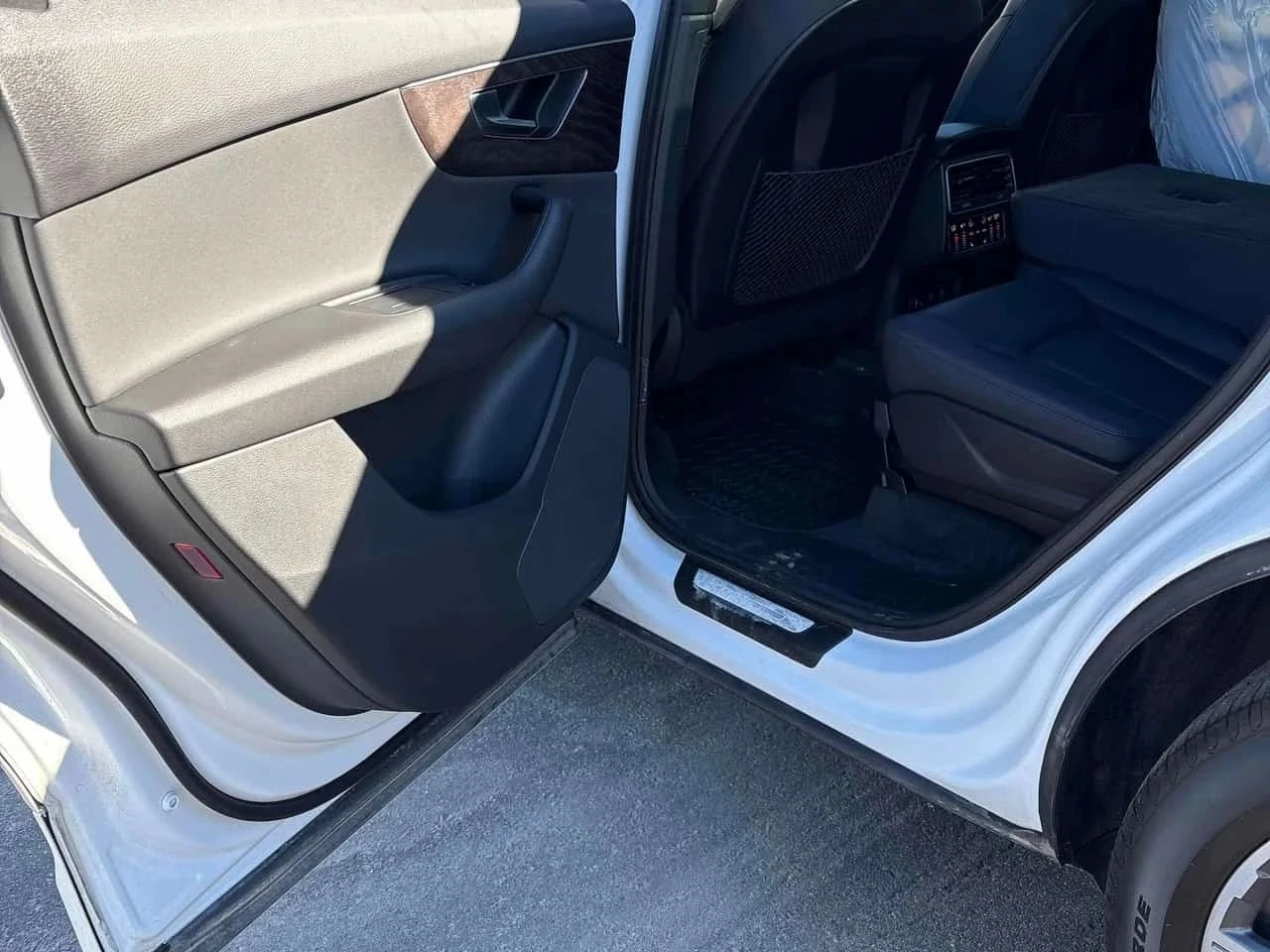 Audi Q7, снимка 13 - Автомобили и джипове - 56724862