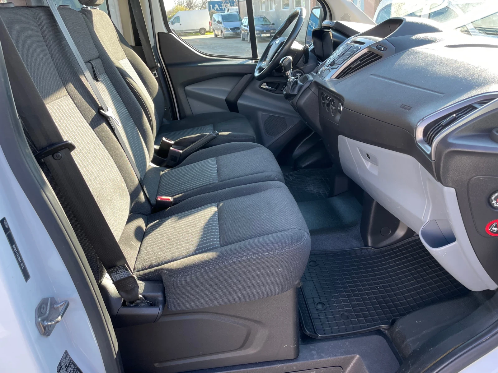 Ford Transit Custom 2.2 CDTi // �������� | Mobile.bg � ����������� 11