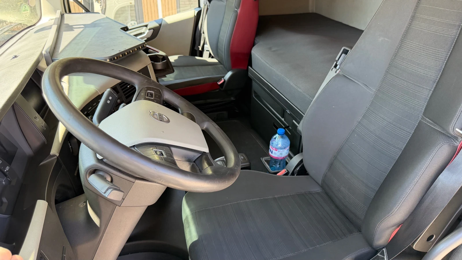 Volvo Fh 500 EURO 6 НОВ ВНОС!Стационарен охладител!, снимка 15 - Камиони - 55953846
