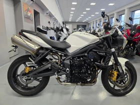 Triumph Street Triple 675 R, 2011г., снимка 3
