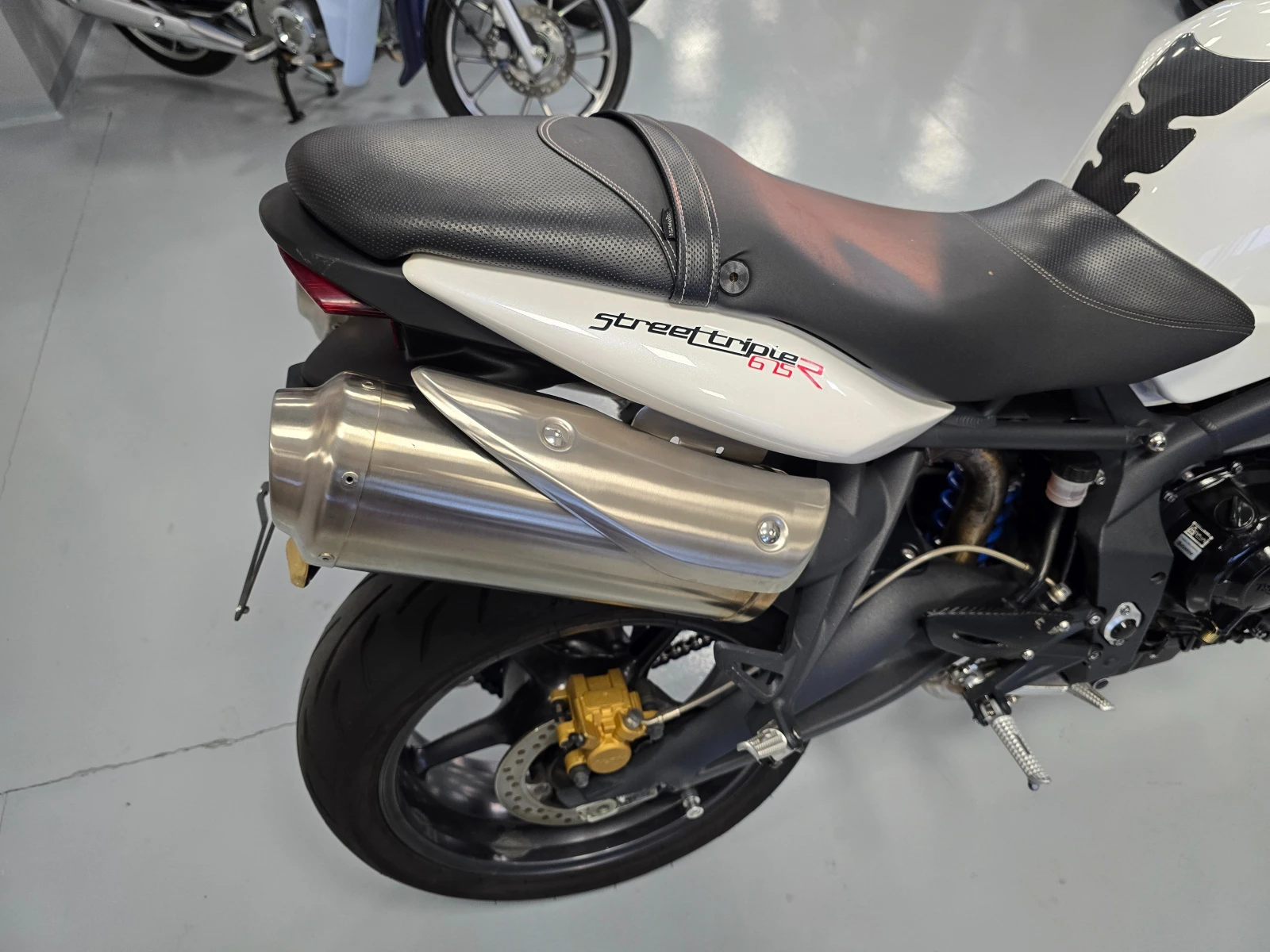 Triumph Street Triple 675 R, 2011. | Mobile.bg   11