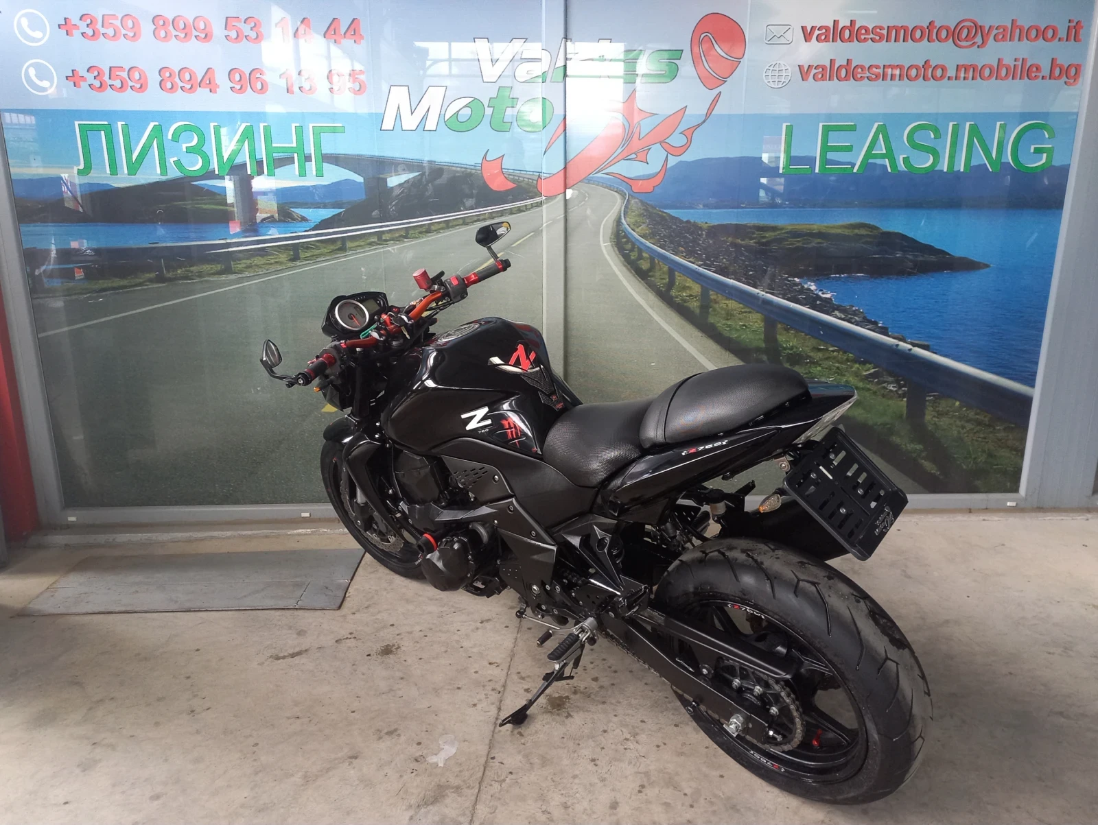 Kawasaki Z 750, снимка 4 - Мотоциклети и мототехника - 54572372