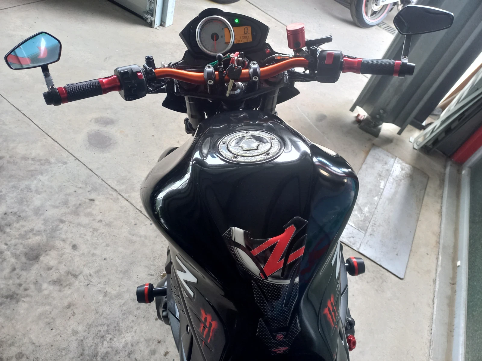 Kawasaki Z 750, снимка 7 - Мотоциклети и мототехника - 54572372