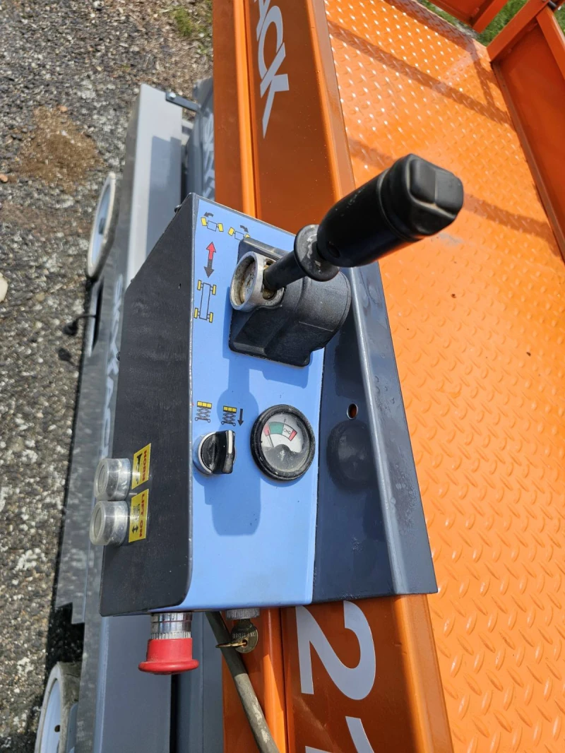 Автовишка Друга марка SKYJACK SJM 3219 E, снимка 12 - Индустриална техника - 50265030