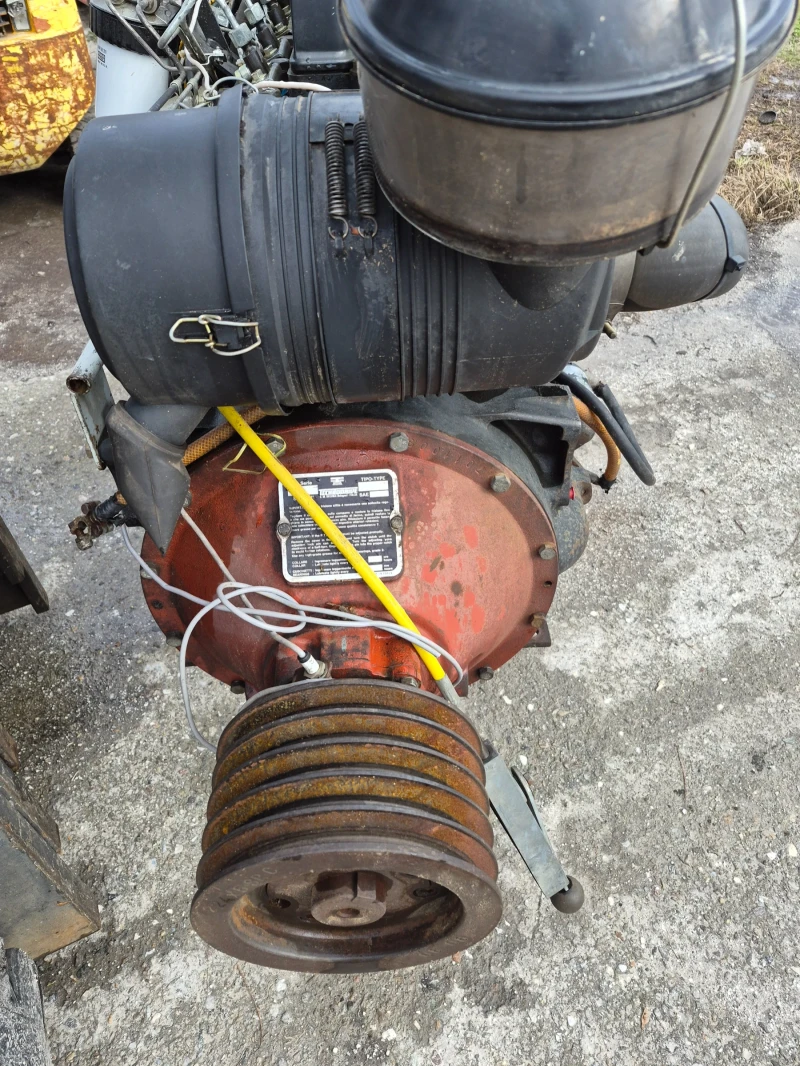 Багер Cat Двигател Perkins 1104, снимка 6 - Индустриална техника - 53570544