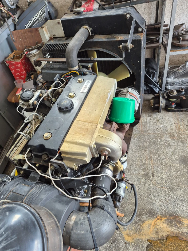 Багер Cat Двигател Perkins 1104, снимка 9 - Индустриална техника - 53570544