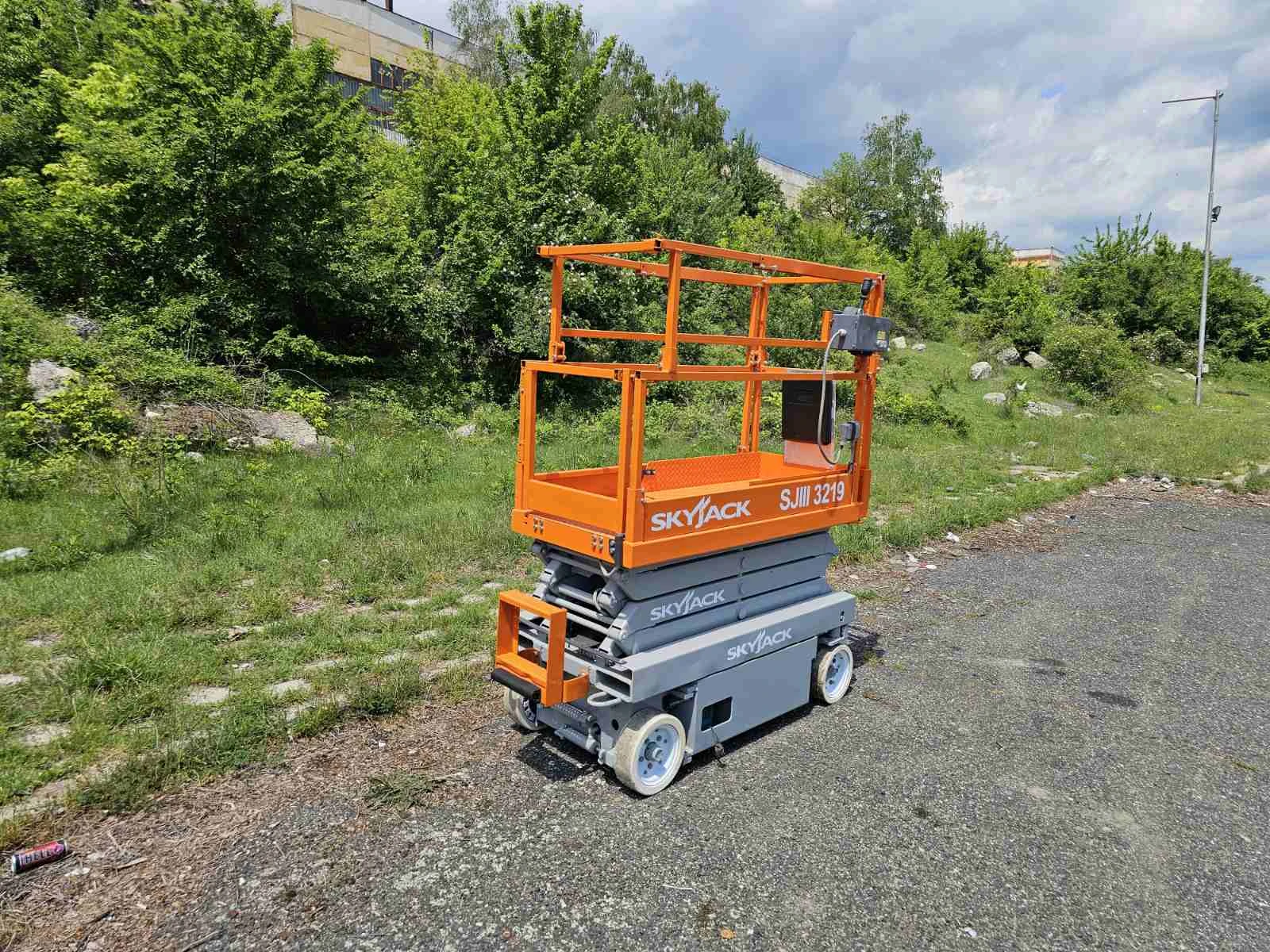 Автовишка Друга марка SKYJACK SJM 3219 E, снимка 1