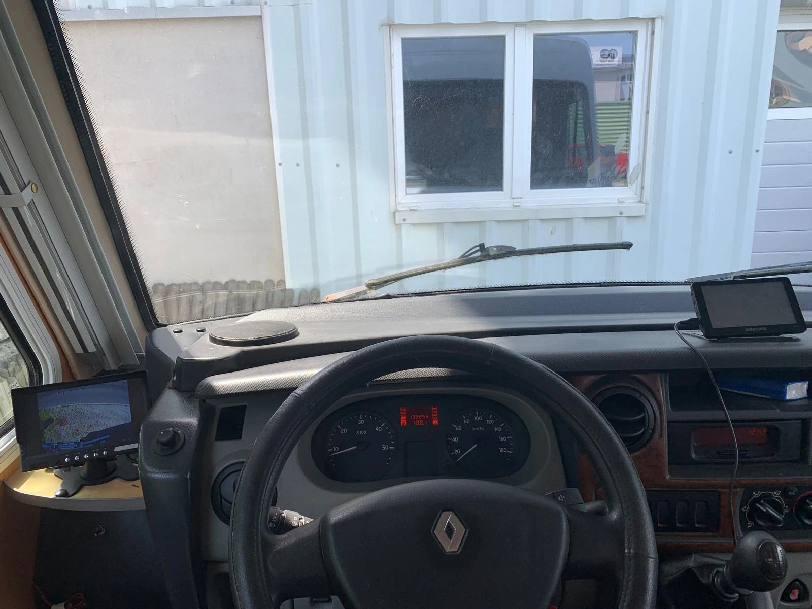  Pilote | Mobile.bg   16