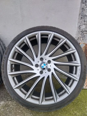        295/30R22  BMW