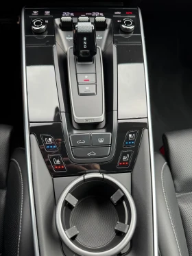 Porsche 911 Carrera 992 4S, снимка 12